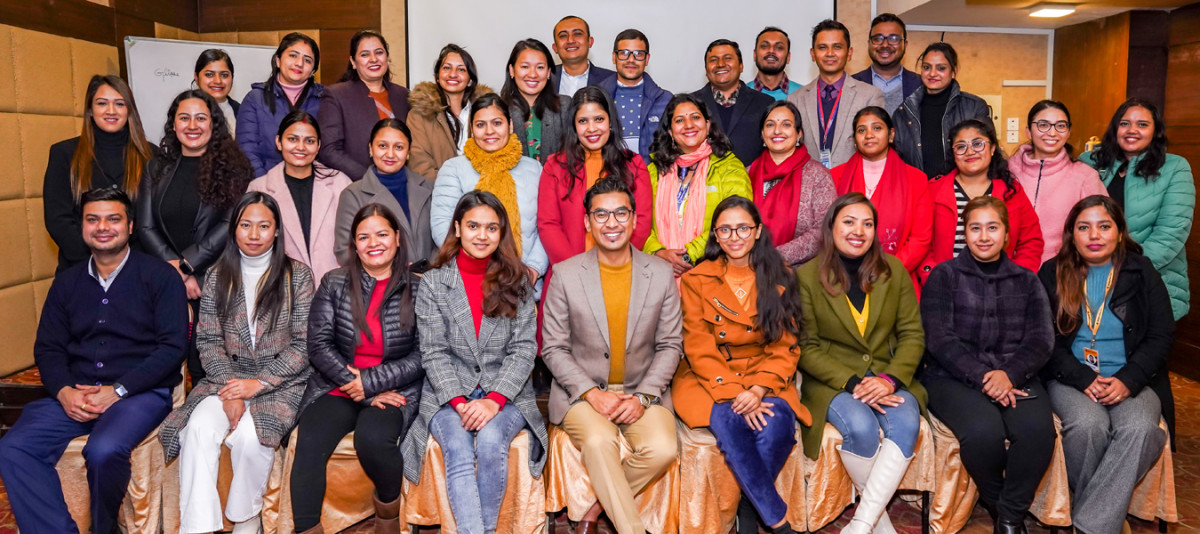 SERVICE WITH SMILE One-Day Workshop on Customer Service