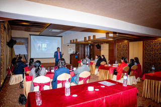One Day Workshop on Customer Service : Service With Smile